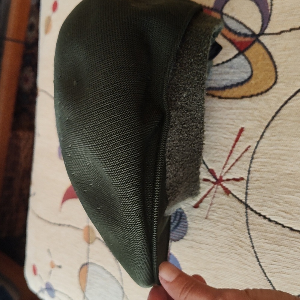 RESERVED FOR MARLEE Kangol Dark Green Beret Hat - Picture 2 of 4